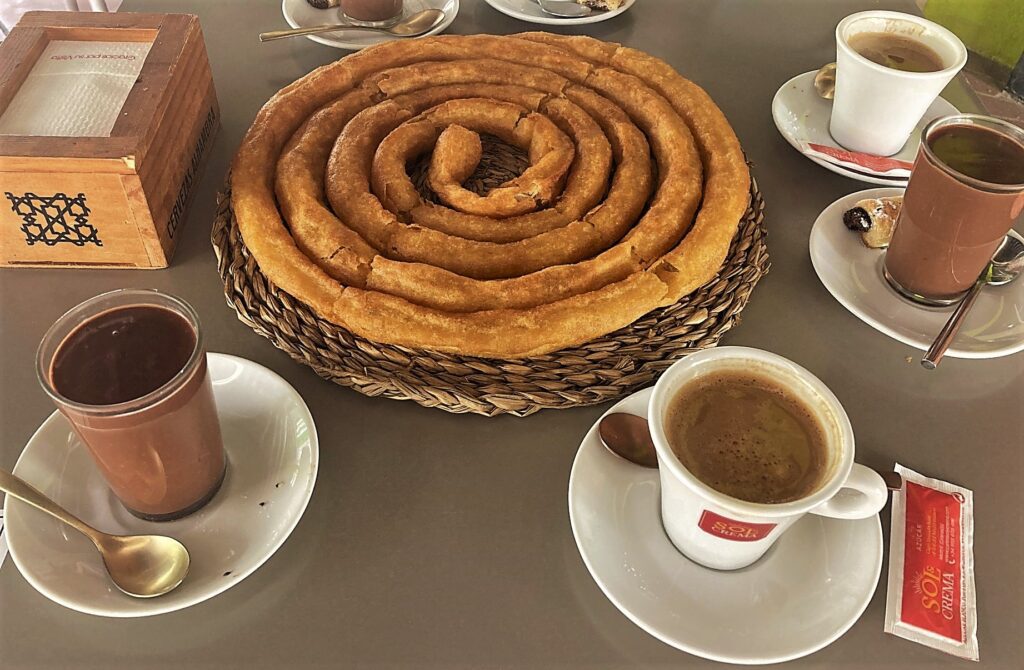 Prosto z Andaluzji - churros z czekoladą